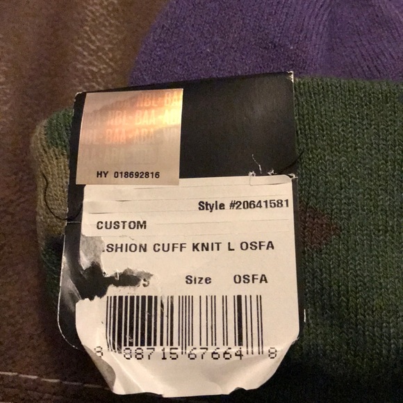 New Era LA Lakers Beanie - Picture 4 of 4